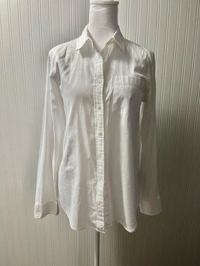 Banana Republic White Button-Down Shirt